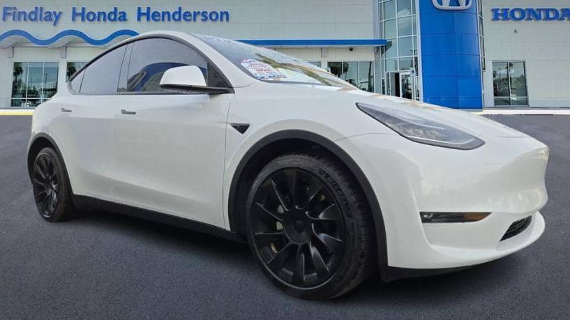 TESLA MODEL Y 2021 5YJYGDEE8MF271938 image